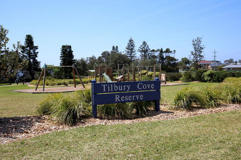 The Cove At Culburra - Direct Access To Beach - Pubs and Clubs 31