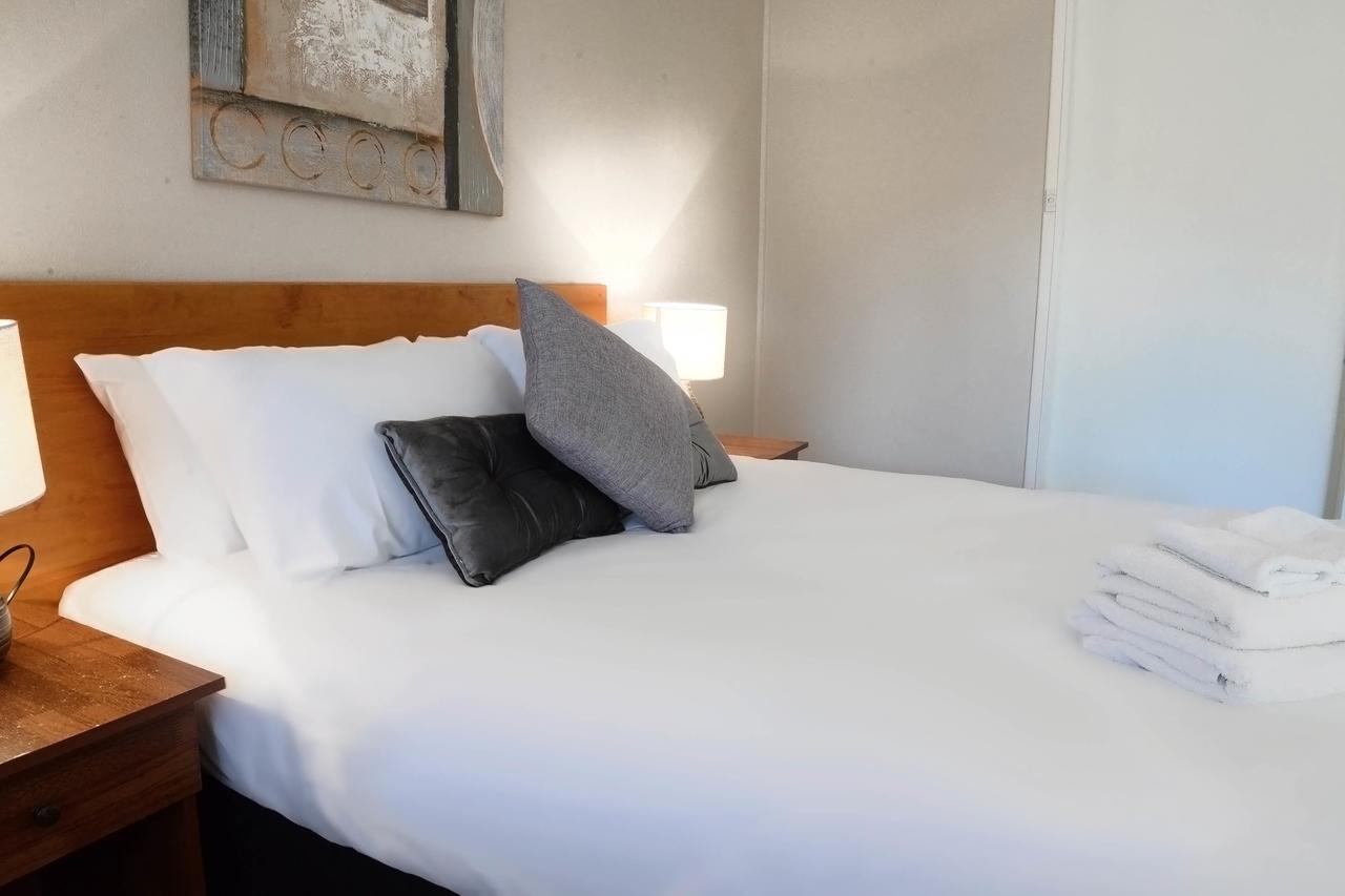 East Tamworth NSW Pubs and Clubs