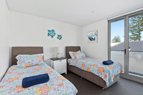 Seabreeze @ Mona Vale - Go Out 10