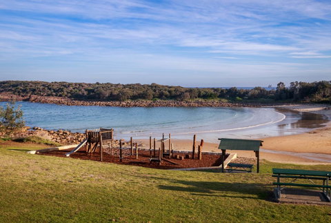 On The Beach Getaway - Pubs and Clubs 17