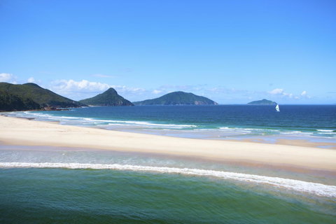 On The Beach Getaway - Pubs and Clubs 21