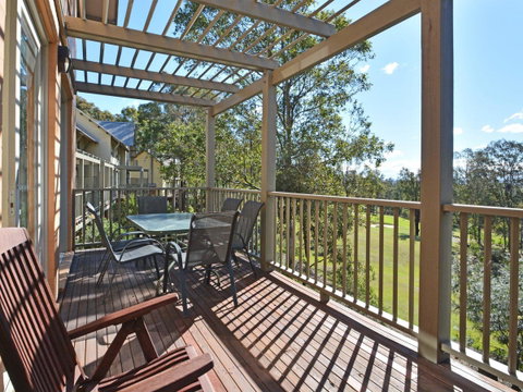 Villa 2br Prosecco Villa Located Within Cypress Lakes Resort - Pubs and Clubs 0