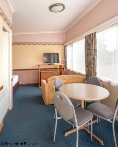 Echo Point Discovery Motel - Pubs and Clubs 25