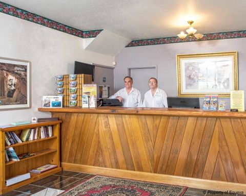 Echo Point Discovery Motel - Pubs and Clubs 29