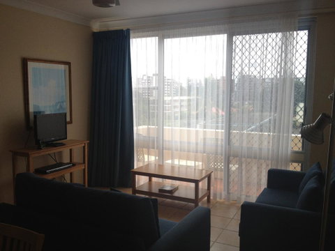 Oxley Cove Holiday Apartment - Go Out 11