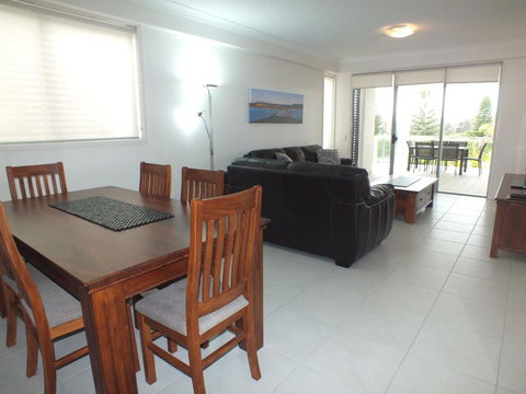 Pacific Marina Apartments - Go Out 20