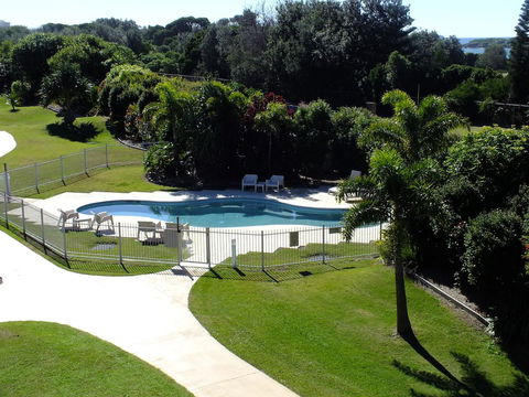 Pacific Marina Apartments - Go Out 33