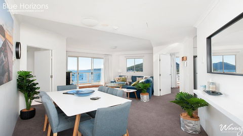 Blue Horizons, Unit 808, 41-45 Shoal Bay Road - Pubs and Clubs 5