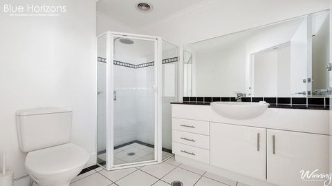 Blue Horizons, Unit 808, 41-45 Shoal Bay Road - Pubs and Clubs 13