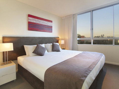 Oaks Nelson Bay Lure Suites - Go Out 13