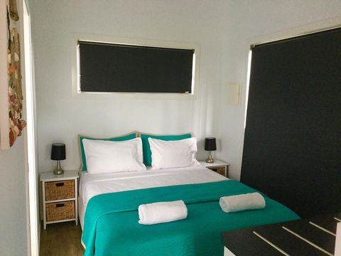 Club Byron Accommodation - Pubs and Clubs 2