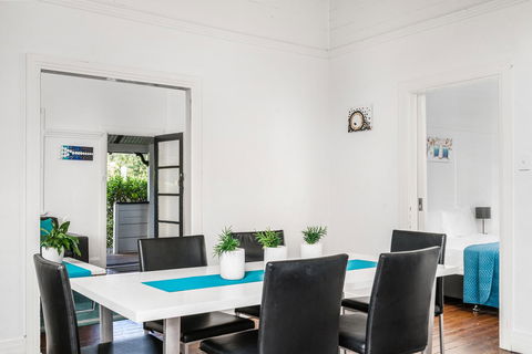 Club Byron Accommodation - Pubs and Clubs 17