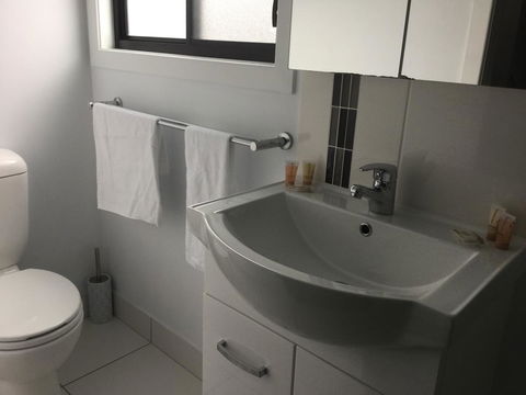 Club Byron Accommodation - Pubs and Clubs 6