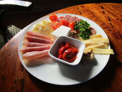 Boot Makers Cottage - Pubs and Clubs 7