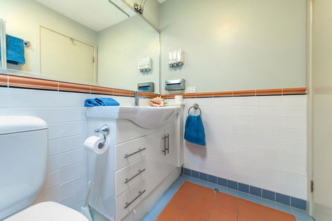 Condo 105 @ Horizons Golf Resort - Salamander Bay NSW - Go Out 21