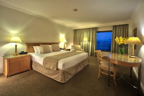 Stamford Plaza Sydney Airport Hotel & Conference Centre - Go Out 19