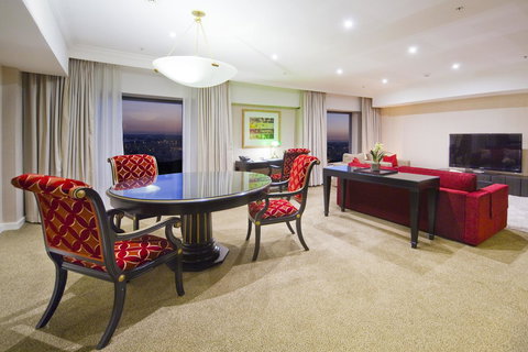 Stamford Plaza Sydney Airport Hotel & Conference Centre - Go Out 18