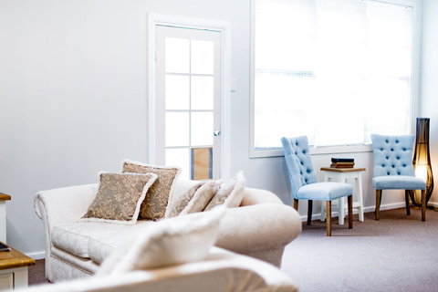 Bundanoon Country Inn Motel - Go Out 36