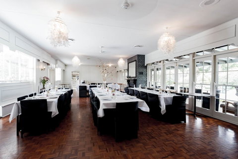 Bundanoon Country Inn Motel - Go Out 11