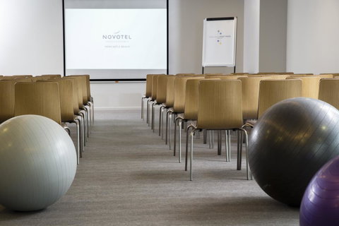 Novotel Newcastle Beach - Go Out 20
