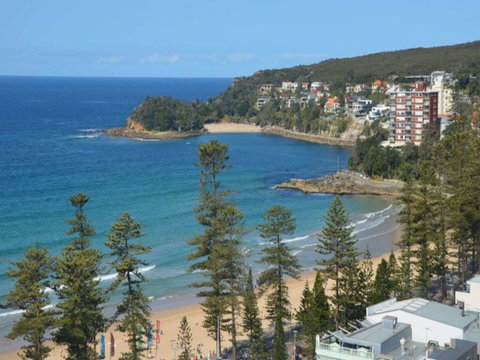 Manly Central Executive - Go Out 0