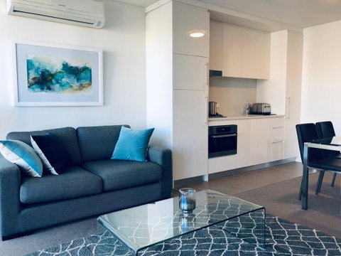 Wyndel Apartments Neutral Bay - The Mint - Go Out 1