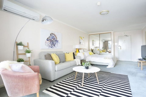 Paxsafe Sydney Hyde Park Central Apartments - Go Out 6
