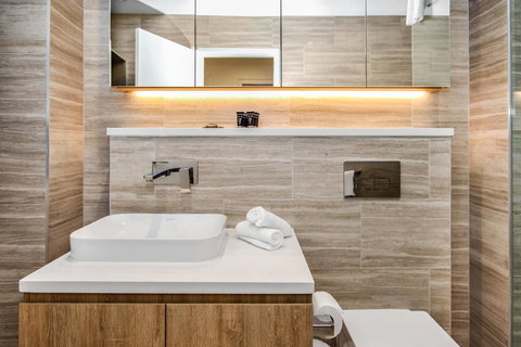 DD Apartments At International Convention Centre - Go Out 10