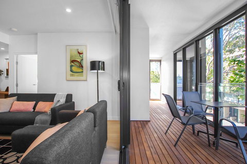 DD Apartments At International Convention Centre - Go Out 6