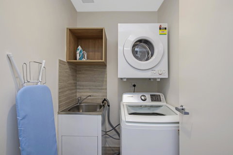 DD Apartments At International Convention Centre - Go Out 37