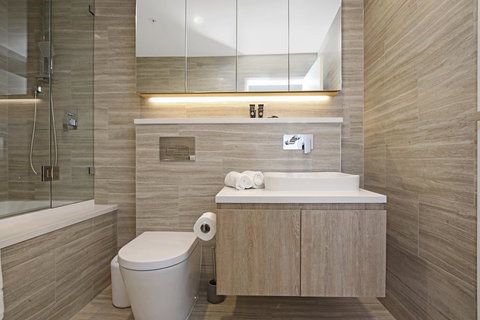 DD Apartments At International Convention Centre - Go Out 42