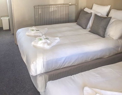 Commercial Hotel Motel Lithgow - Go Out 20