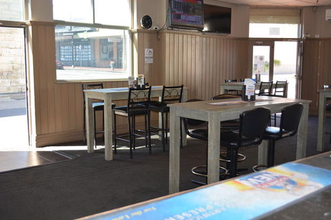 Commercial Hotel Motel Lithgow - Go Out 43