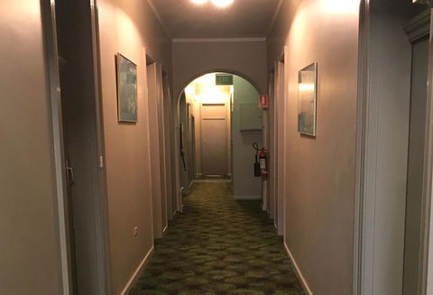 Commercial Hotel Motel Lithgow - Go Out 44