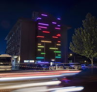 Mercure Albury - Pubs and Clubs