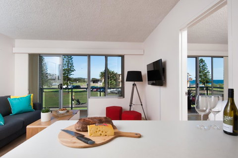 Waterview Beach Apartment - Go Out 4