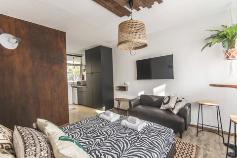 Designer Studios Manly - Go Out 28