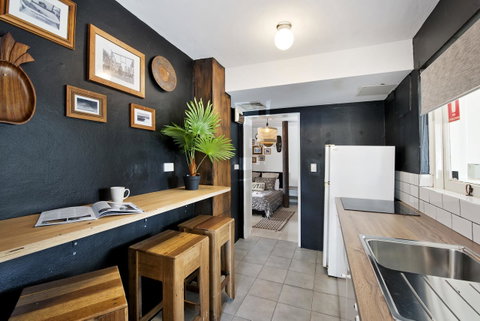 Designer Studios Manly - Go Out 37