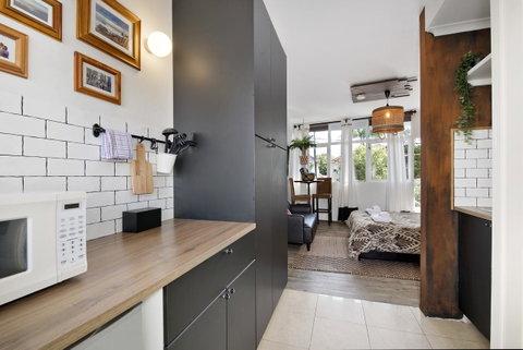 Designer Studios Manly - Go Out 30