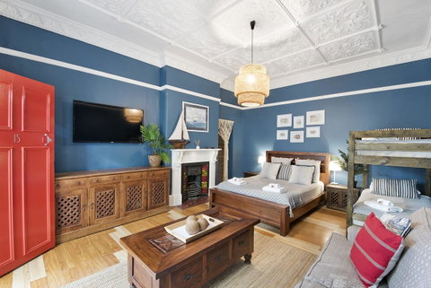 Designer Studios Manly - Go Out 5