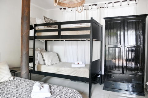 Designer Studios Manly - Go Out 40