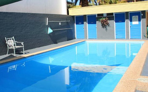 Waterview Apartments - Go Out 17