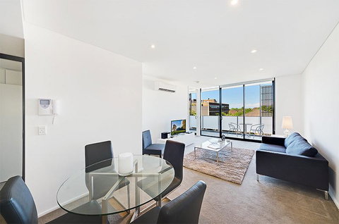 Wyndel Apartments Chatswood - Bertram - Go Out 7