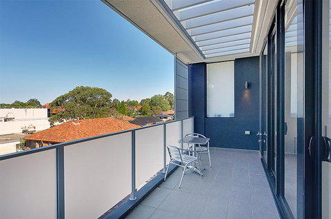Wyndel Apartments Chatswood - Bertram - Go Out 2