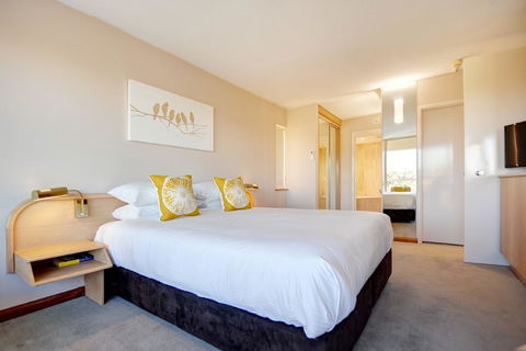 Charlesworth Bay Beach Resort - Go Out 15