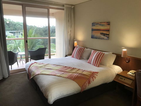 Charlesworth Bay Beach Resort - Go Out 1