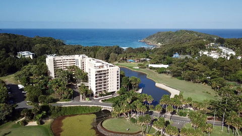 Charlesworth Bay Beach Resort - Go Out 36