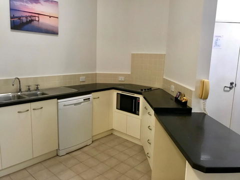 Charlesworth Bay Beach Resort - Go Out 11