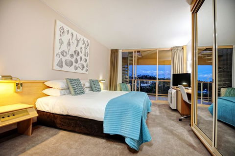 Charlesworth Bay Beach Resort - Go Out 22