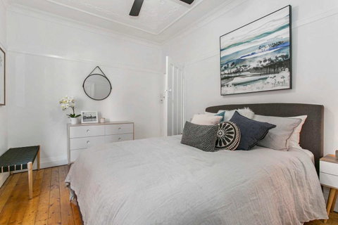 Seaspray - Manly Beach Apartment Close To The Sand - Go Out 1